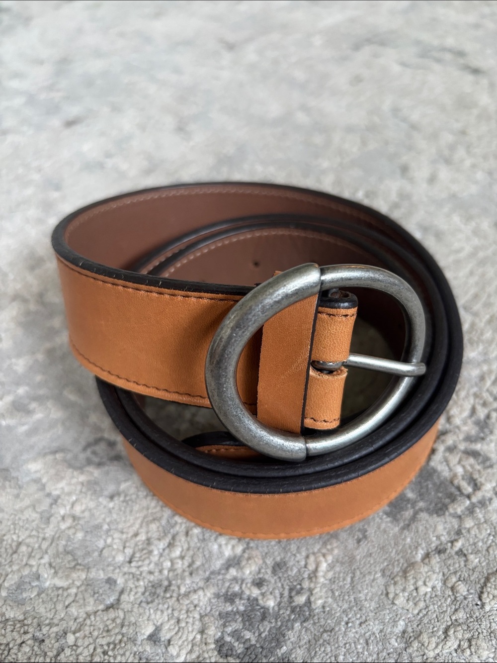 Allen Edmonds Tan Leather Belt with Round Silver Buckle Circle Ave SIZE 36